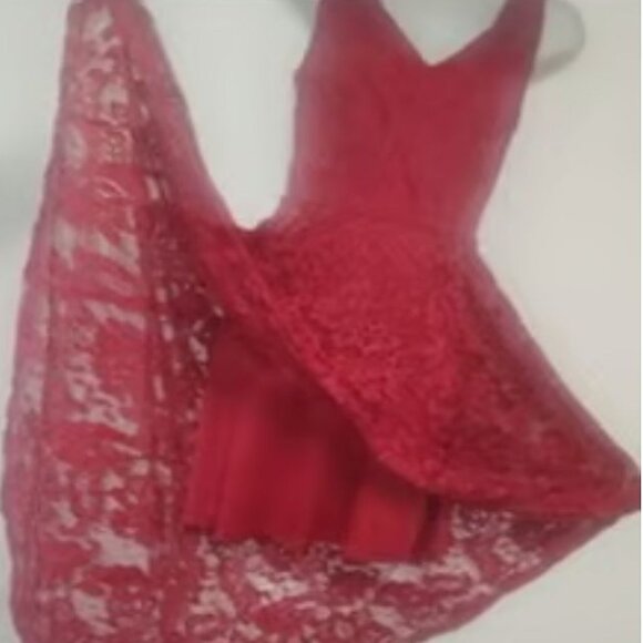 Muadress ** Beautiful Red Lace Hi-Lo Dress in size XL - Picture 4 of 13